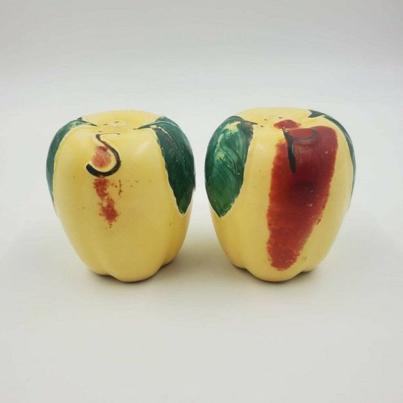 Vintage Hull Blushing Apple Salt & Pepper Shakers Pale Yellow Red Green 50s 3.5" - Picture 1 of 6